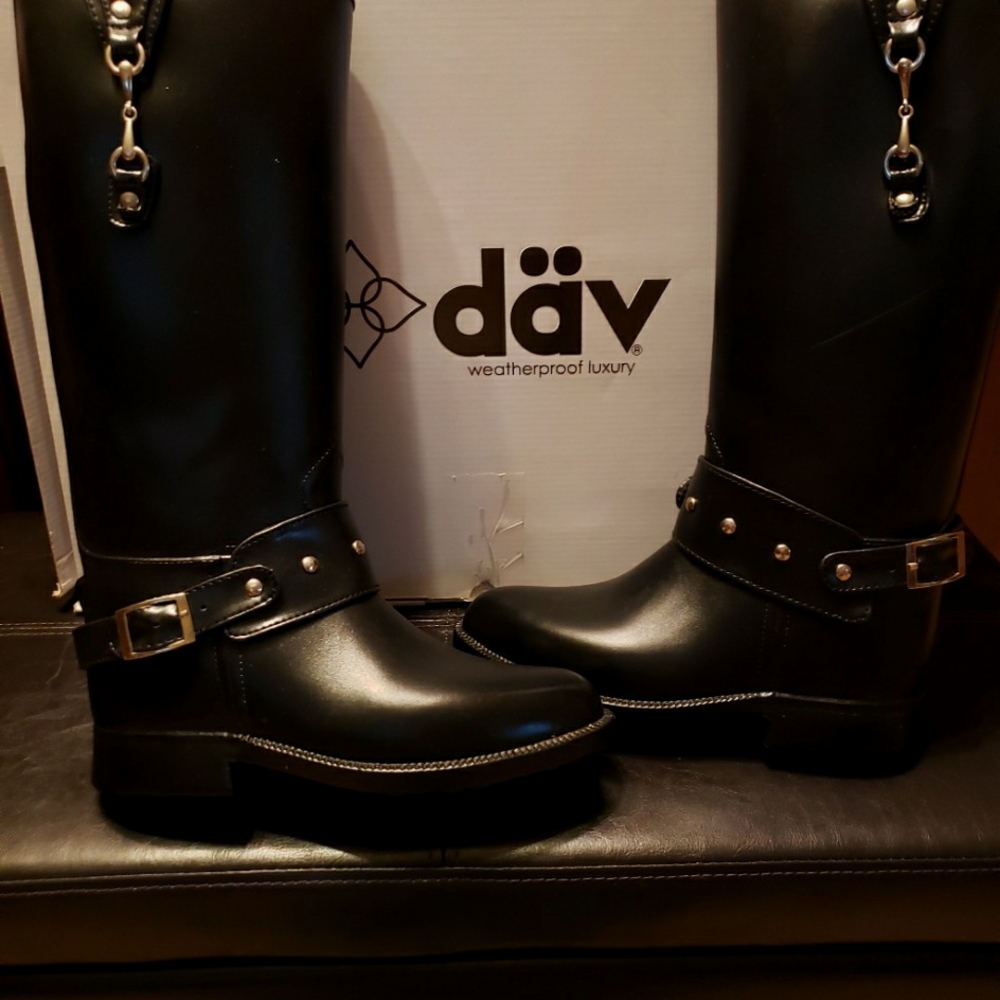 ☂️dav Victoria's Secret Equestrian Angel rain boots🌂